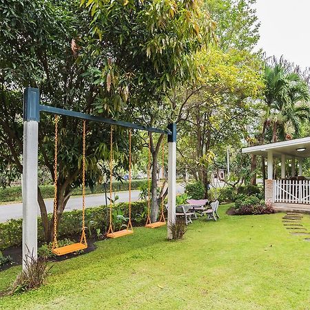 Baan Suan Bonanza By Favstay Пакчонг Экстерьер фото